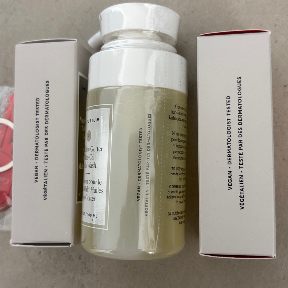 NWT NATURIUM Skincare Serum, Vit C, & Body Wash Set - Picture 7 of 10